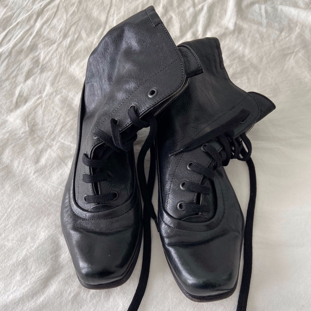 black leather P. Monjo lace-up boots (Argila) 36 6
